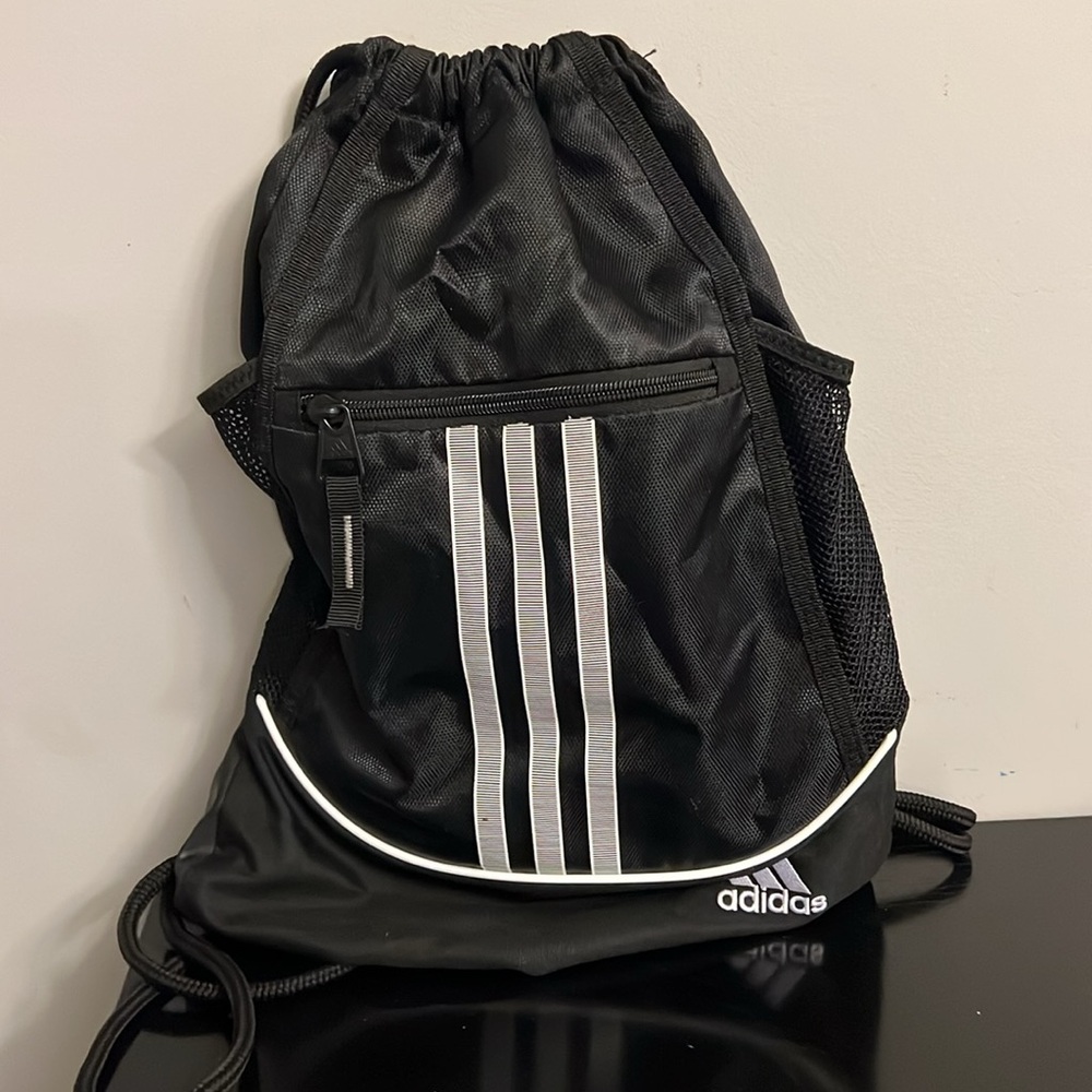 Adidas Drawstring Bag. - Picture 6 of 7